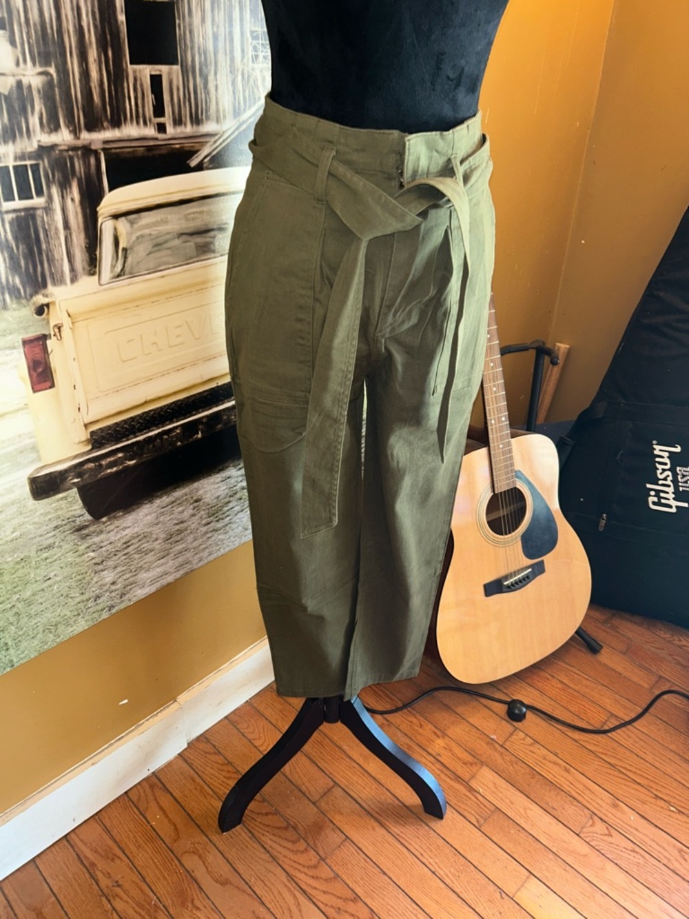 Lulu's Olive Green Cargo Tie-Belt Pants